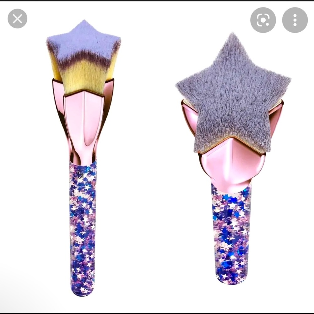 New It Cosmetics You’re a star Foundation Brush